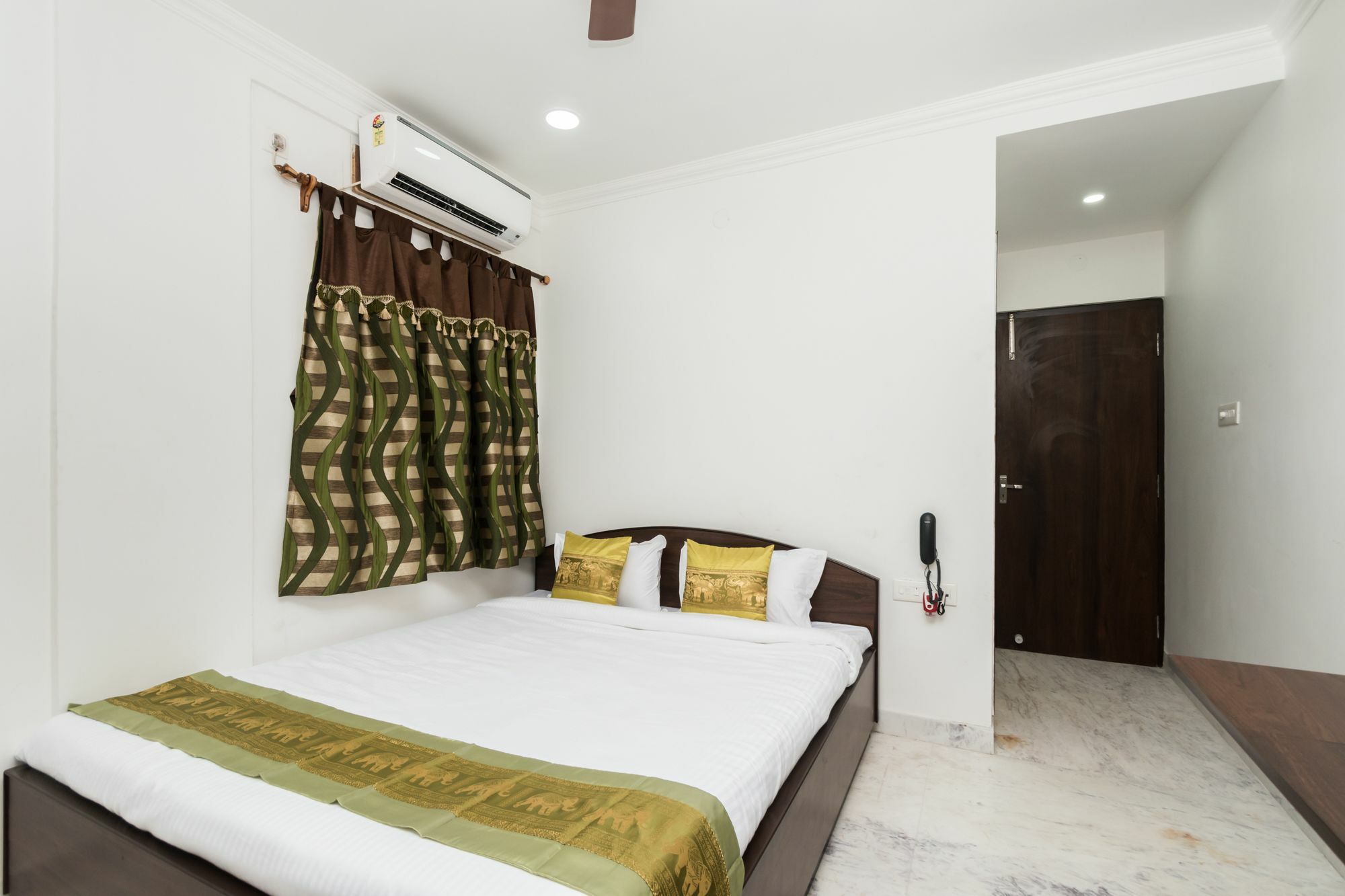 Super Hotel O New Town Near Axis Mall Formerly Spandan Inn Kolkata Bagian luar foto