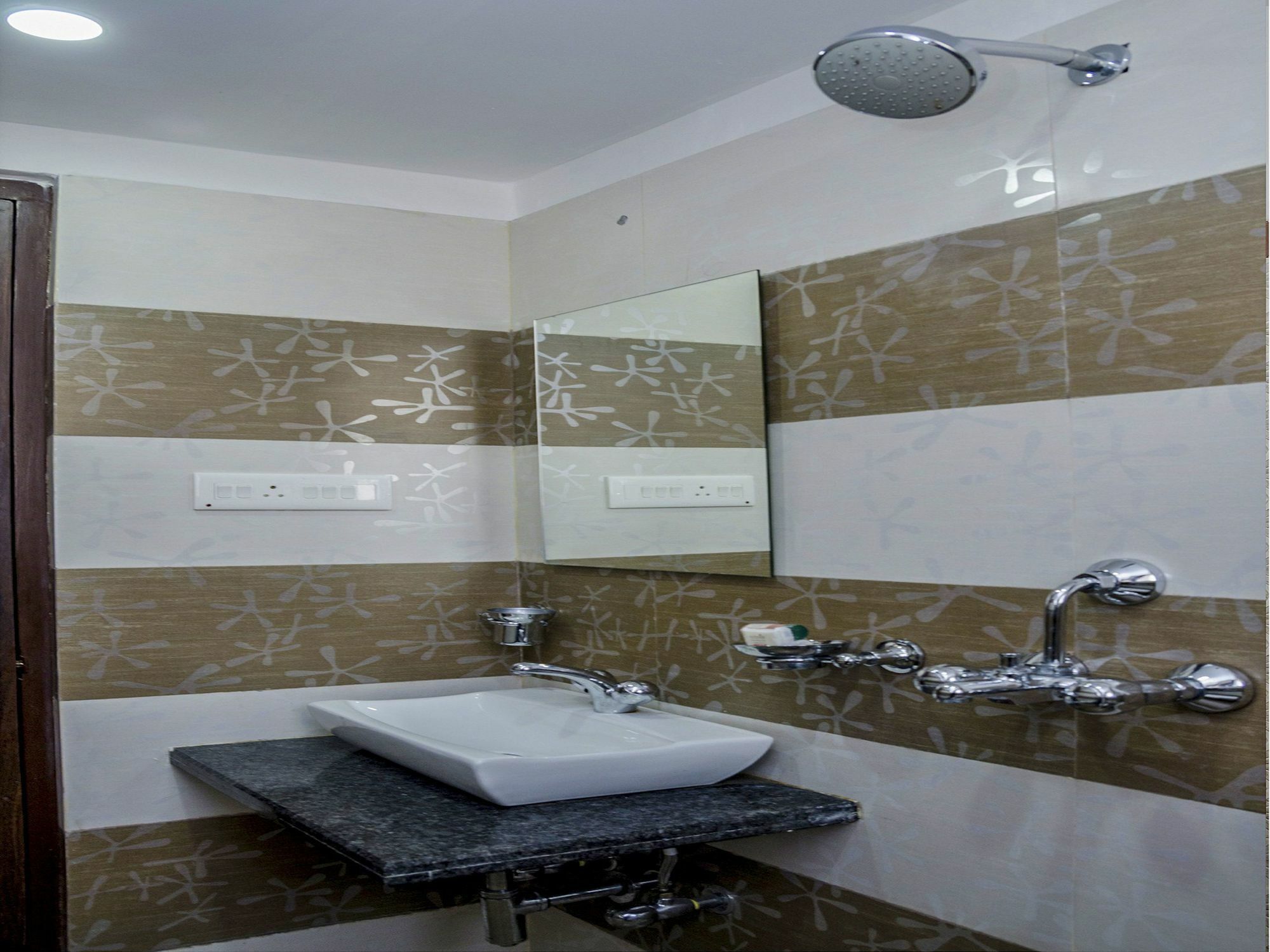 Super Hotel O New Town Near Axis Mall Formerly Spandan Inn Kolkata Bagian luar foto