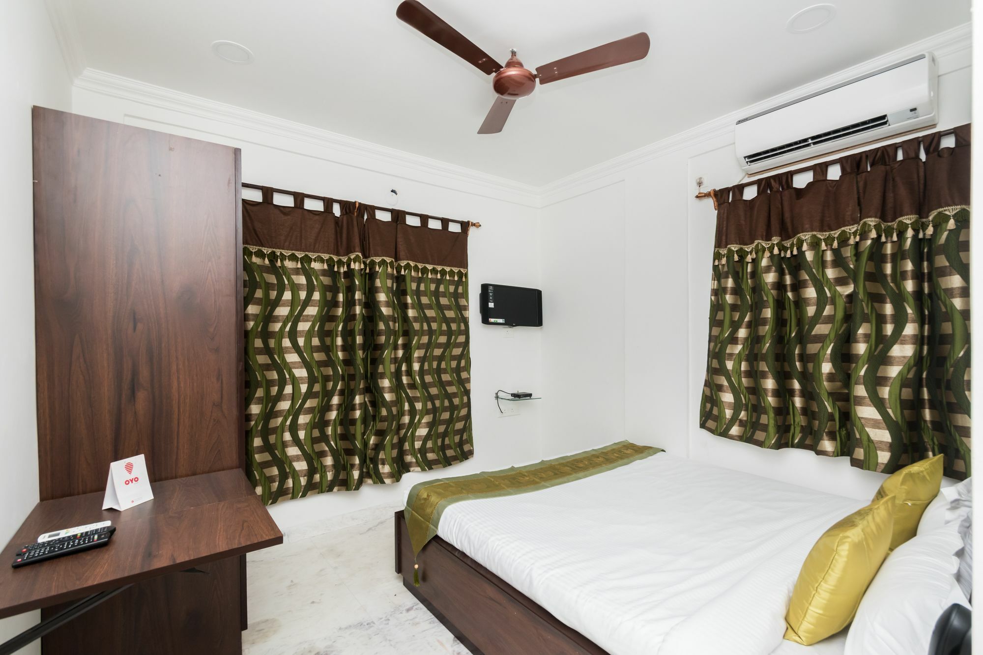 Super Hotel O New Town Near Axis Mall Formerly Spandan Inn Kolkata Bagian luar foto
